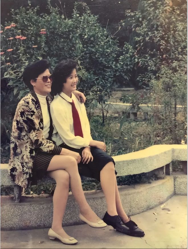 21點：還記得那一年的王菲、舒淇、鈴木保奈美嗎？來看看“經濟上行的美”有多絕！