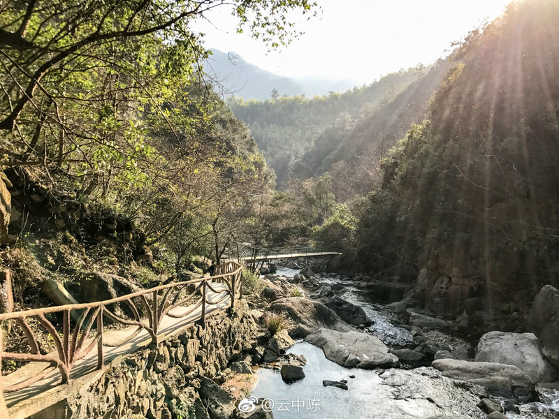 包含浙西大峡谷旅游攻略的词条
